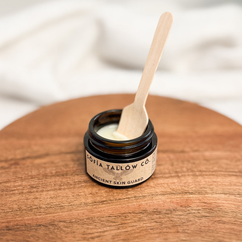 Texture of protective grass-fed tallow balm